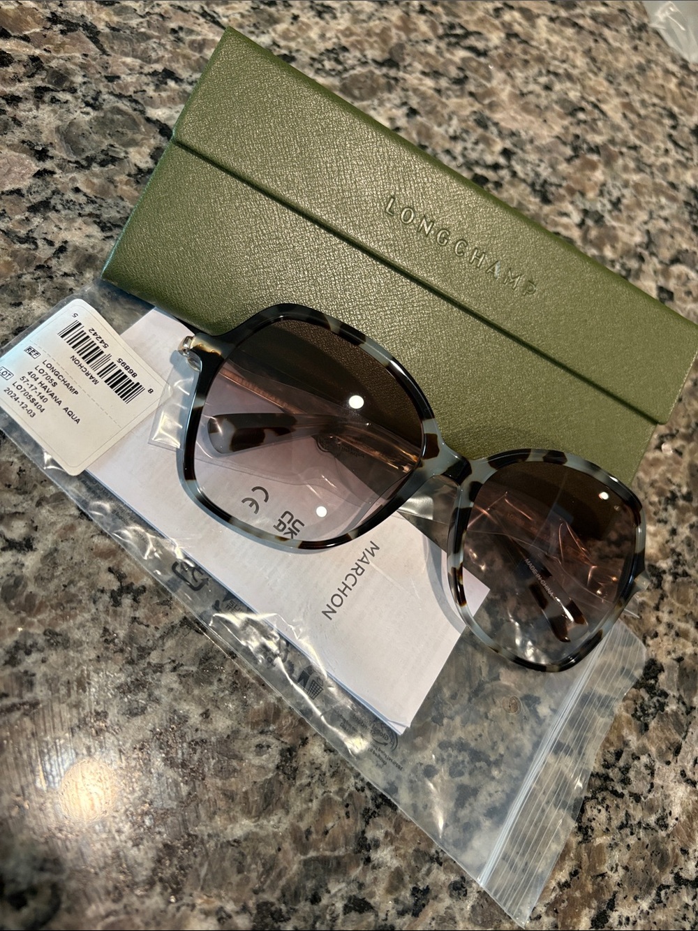 NWT Longchamp Tortoiseshell Frame Sunglasses with Gradient Lenses